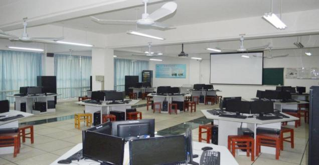 軟件技術專業(yè) 開啟數(shù)字化未來的核心技術開發(fā)之旅